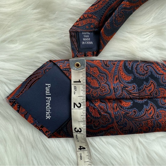 Paul Fredrick Navy & Rust Paisley 100% Silk Tie - Picture 2 of 4